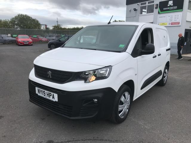 2019 Peugeot Partner L1 1000 1.5BLUE HDI 100PS PROFESSIONAL EURO 6 (NY19HPA) Image 3