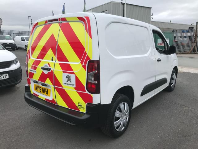 2019 Peugeot Partner L1 1000 1.5BLUE HDI 100PS PROFESSIONAL EURO 6 (NY19HPA) Image 4