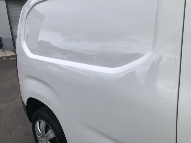 2019 Peugeot Partner L1 1000 1.5BLUE HDI 100PS PROFESSIONAL EURO 6 (NY19HPA) Image 8