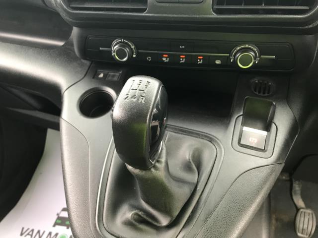 2019 Peugeot Partner L1 1000 1.5BLUE HDI 100PS PROFESSIONAL EURO 6 (NY19HPA) Image 16