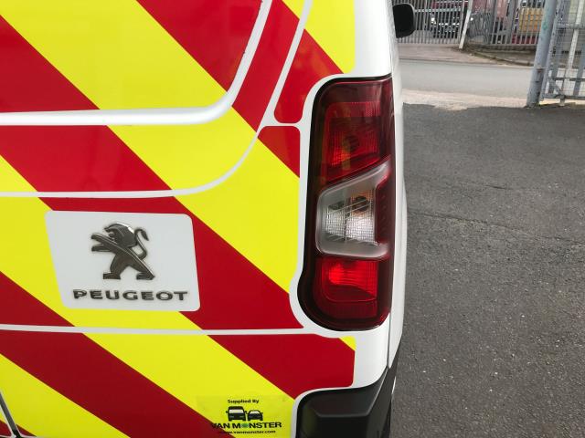 2019 Peugeot Partner L1 1000 1.5BLUE HDI 100PS PROFESSIONAL EURO 6 (NY19HPA) Image 40