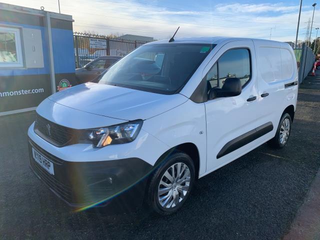 2019 Peugeot Partner 1000 1.5 Bluehdi 100 Professional Van * Speed Restricted to 67MPH * (NY19HRP) Image 4