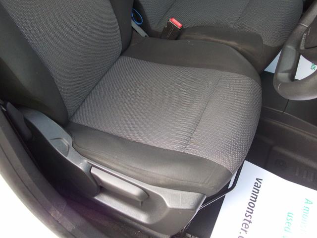 2019 Peugeot Partner 1000 1.5 Bluehdi 100 Professional Van EURO 6 (NY19LWC) Image 13