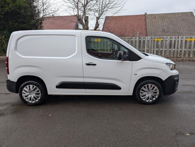 2019 Peugeot Partner 1000 1.6 Bluehdi 100 Professional Van (NY19LWK) Image 2