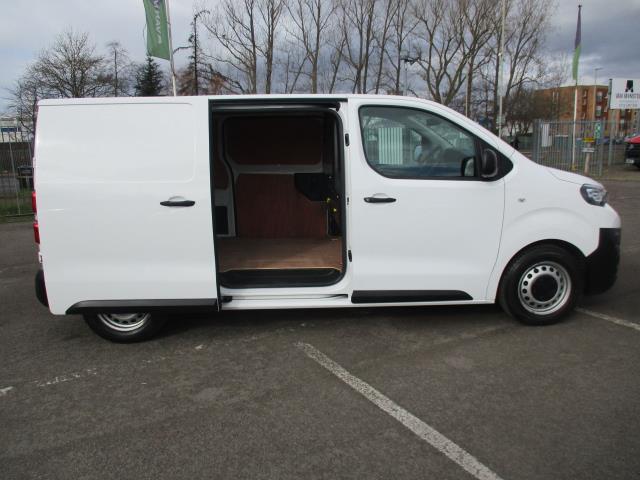 2019 Peugeot Expert STANDARD 1000 1.6 BLUEHDI 95 PROFESSIONAL EURO 6 (NY19NKZ) Image 20