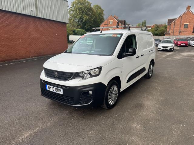 2019 Peugeot Partner 950 1.5 Bluehdi 100 Professional Van (NY19OKK) Image 4