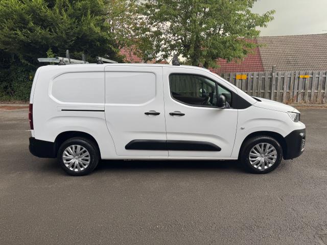2019 Peugeot Partner 950 1.5 Bluehdi 100 Professional Van (NY19OKK) Image 10