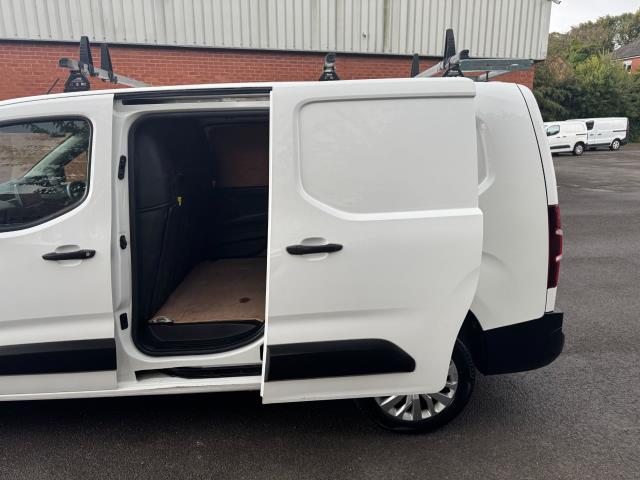 2019 Peugeot Partner 950 1.5 Bluehdi 100 Professional Van (NY19OKK) Image 40