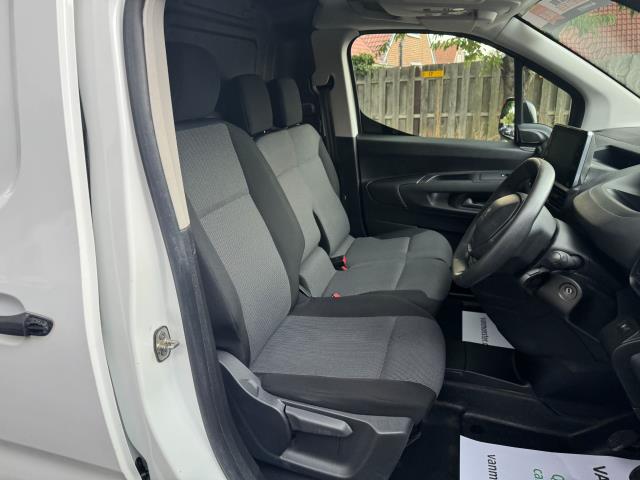 2019 Peugeot Partner 950 1.5 Bluehdi 100 Professional Van (NY19OKK) Image 21