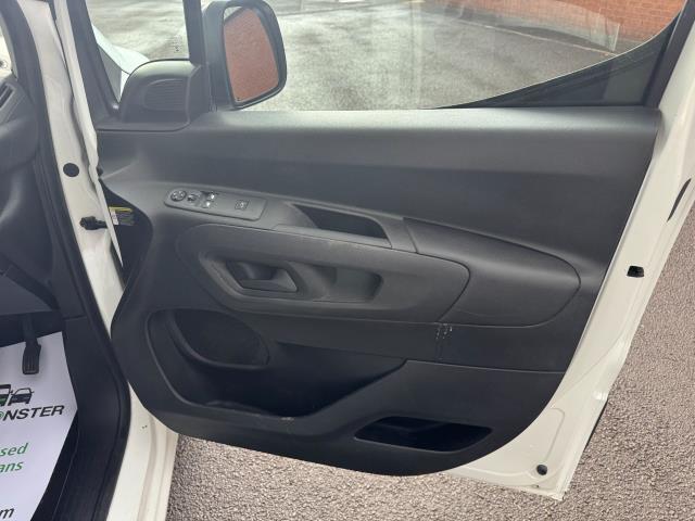 2019 Peugeot Partner 950 1.5 Bluehdi 100 Professional Van (NY19OKK) Image 23