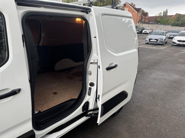 2019 Peugeot Partner 950 1.5 Bluehdi 100 Professional Van (NY19OKK) Image 39