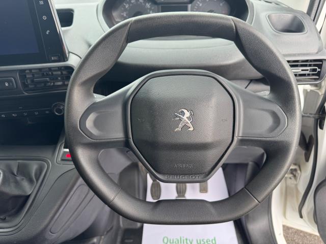 2019 Peugeot Partner 950 1.5 Bluehdi 100 Professional Van (NY19OKK) Image 13