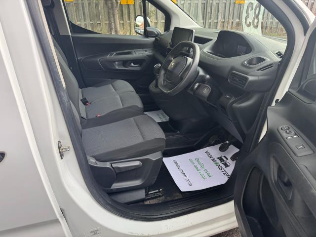 2019 Peugeot Partner 950 1.5 Bluehdi 100 Professional Van (NY19OKK) Image 18