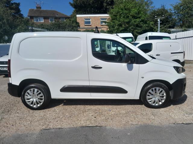 2019 Peugeot Partner 1000 1.5 Bluehdi 100 Professional Van (NY19OPT) Image 8