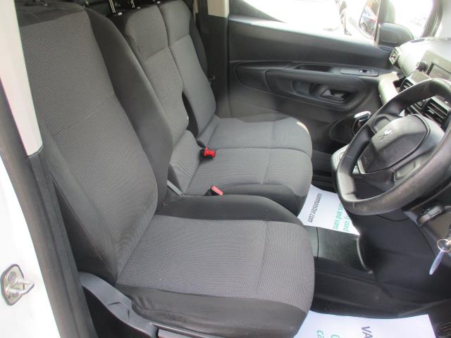 2019 Peugeot Partner 1000 1.5 Bluehdi 100 Grip Van (NY19URF) Image 12