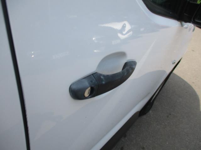 2019 Peugeot Partner 1000 1.5 Bluehdi 100 Grip Van (NY19URF) Image 32