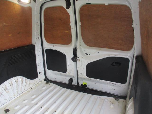 2019 Peugeot Partner 1000 1.5 Bluehdi 100 Grip Van (NY19URL) Image 26