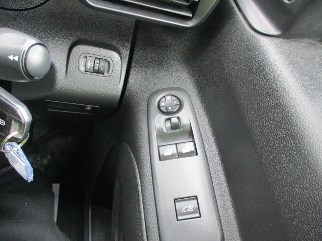 2019 Peugeot Partner 1000 1.5 Bluehdi 100 Grip Van (NY19URL) Image 16