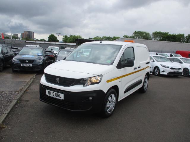 2019 Peugeot Partner 1000 1.5 Bluehdi 100 Grip Van (NY19URL) Image 9