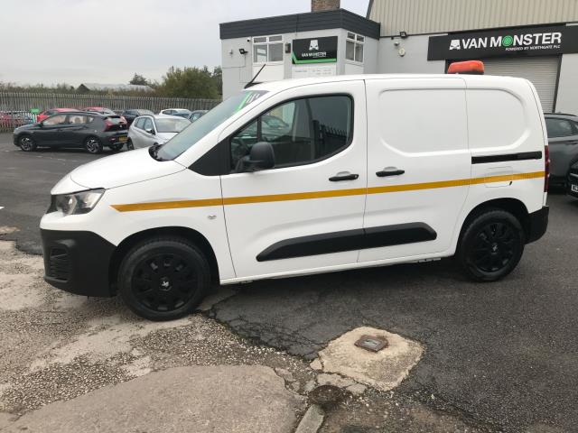 2019 Peugeot Partner L1 1000 1.5BLUE HDI 100PS EURO 6 (NY19URN) Image 22