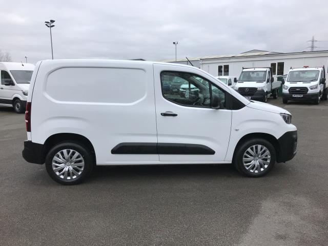 2019 Peugeot Partner 1000 1.5 Bluehdi 100 Professional Van (NY19VMK) Image 12