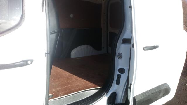 2019 Peugeot Partner 1000 1.5 Bluehdi 100 Professional Van (NY19VVX) Image 12