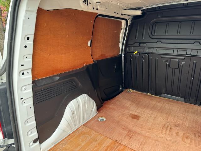 2019 Peugeot Partner 1000 1.5 Bluehdi 100 Professional Van (NY19VXW) Image 45