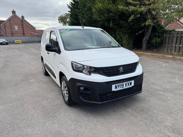 2019 Peugeot Partner 1000 1.5 Bluehdi 100 Professional Van (NY19VXW) Image 2