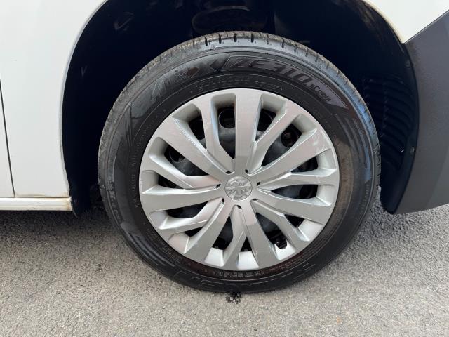 2019 Peugeot Partner 1000 1.5 Bluehdi 100 Professional Van (NY19VXW) Image 52