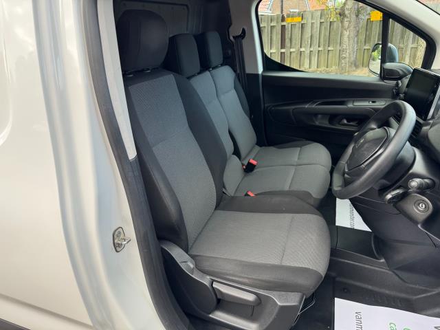2019 Peugeot Partner 1000 1.5 Bluehdi 100 Professional Van (NY19VXW) Image 16