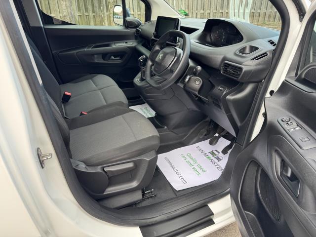 2019 Peugeot Partner 1000 1.5 Bluehdi 100 Professional Van (NY19VXW) Image 13
