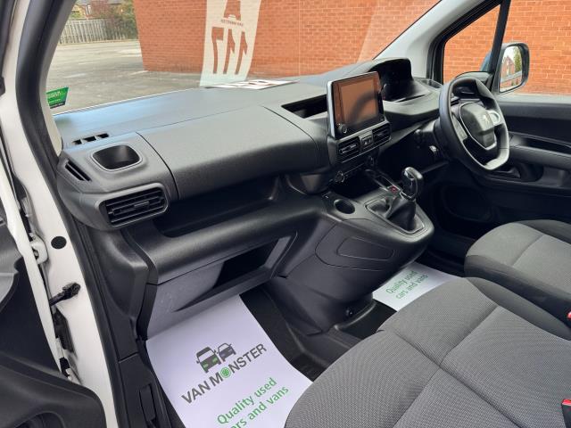 2019 Peugeot Partner 1000 1.5 Bluehdi 100 Professional Van (NY19VXW) Image 29