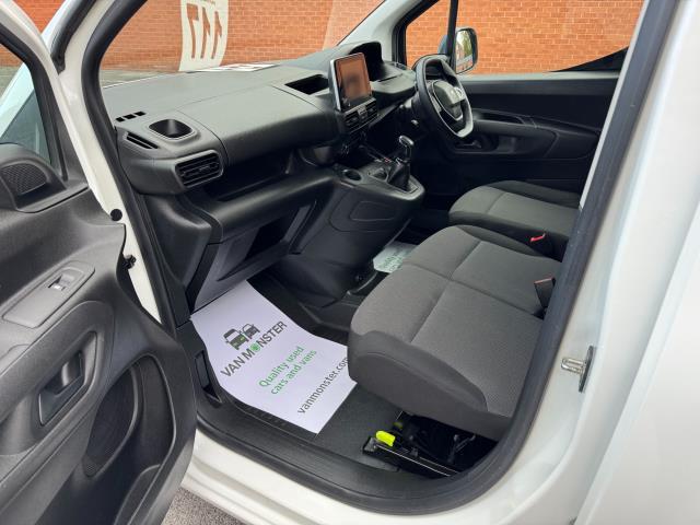 2019 Peugeot Partner 1000 1.5 Bluehdi 100 Professional Van (NY19VXW) Image 28