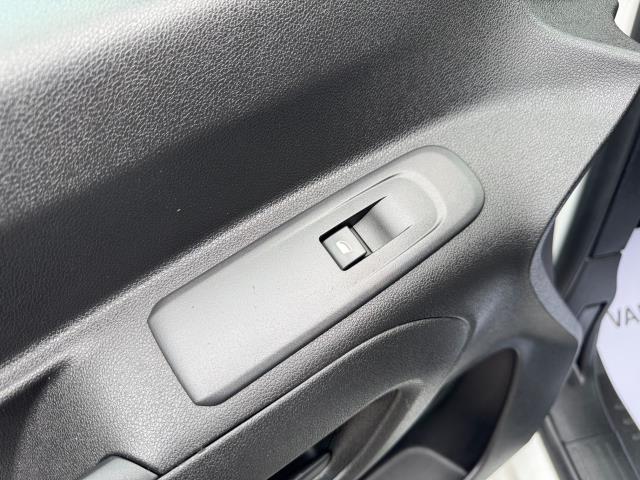 2019 Peugeot Partner 1000 1.5 Bluehdi 100 Professional Van (NY19VXW) Image 34