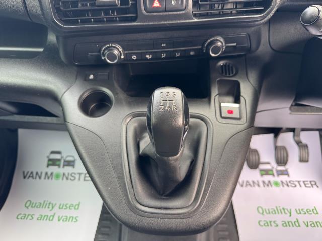2019 Peugeot Partner 1000 1.5 Bluehdi 100 Professional Van (NY19VXW) Image 26