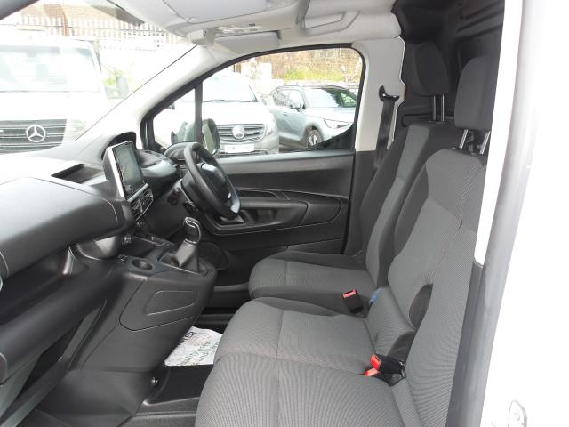2019 Peugeot Partner 1000 1.5 Bluehdi 100 Professional Van (NY19WLH) Image 16