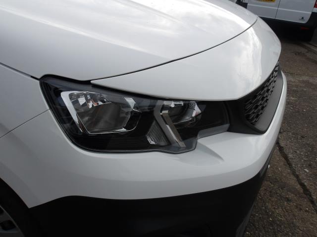 2019 Peugeot Partner 1000 1.5 Bluehdi 100 Professional Van (NY19WLH) Image 14