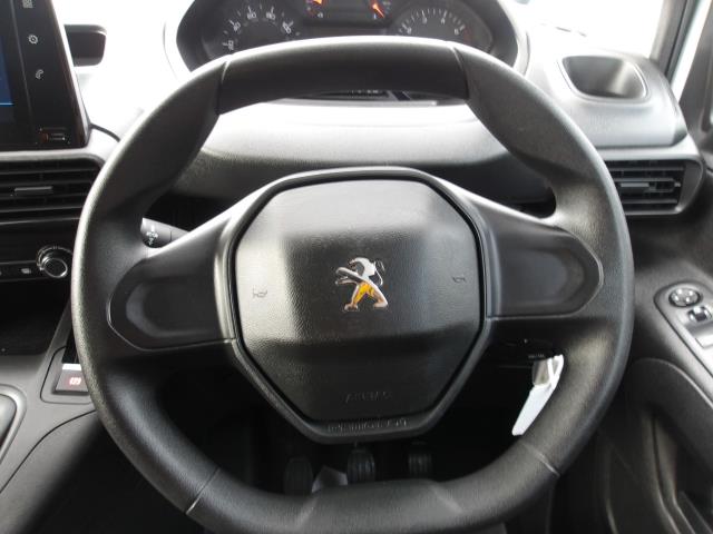 2019 Peugeot Partner 1000 1.5 Bluehdi 100 Professional Van (NY19WLH) Image 23