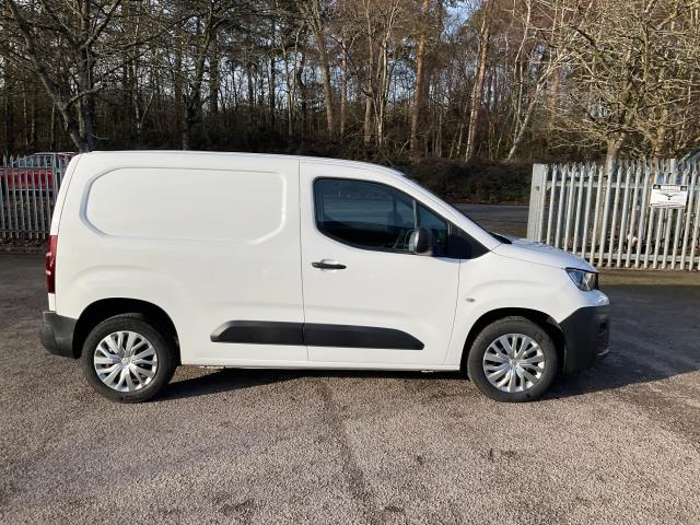 2019 Peugeot Partner 1000 1.5 Bluehdi 100 Professional Van (NY19WSO) Image 15