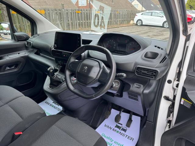 2019 Peugeot Partner 950 1.5 Bluehdi 100 Professional Van (NY19WSX) Image 11