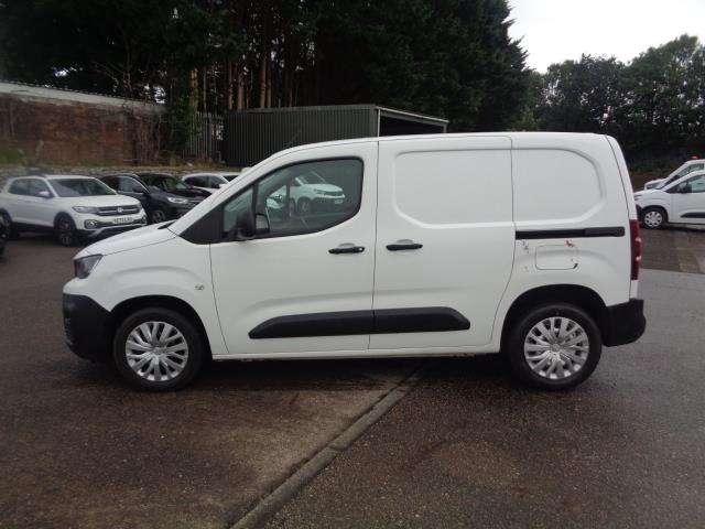 2019 Peugeot Partner 1000 1.5 Bluehdi 100 Professional Van (NY19XES) Image 4