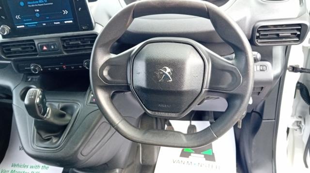 2019 Peugeot Partner 1000 1.5 Bluehdi 100 Professional Van (NY19YTS) Image 20