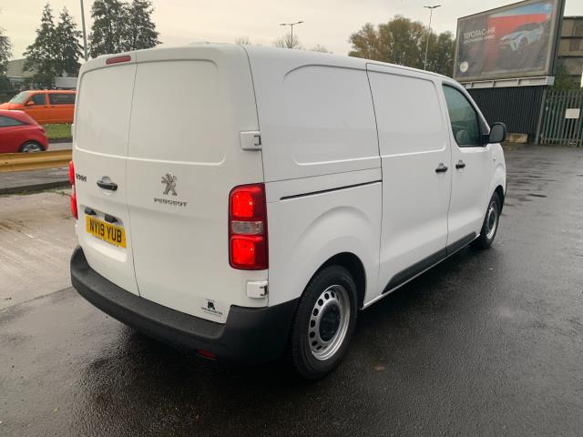 2019 Peugeot Expert 1000 1.6 Bluehdi 95 Professional Van (NY19YUB) Image 12