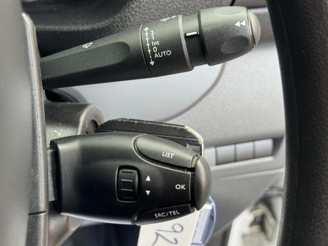 2021 Peugeot Expert 1200 1.5 Bluehdi 100  L2 Professional Van (NY21DHK) Image 24