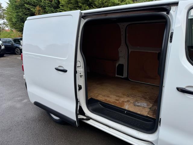 2021 Peugeot Expert 1200 1.5 Bluehdi 100  L2 Professional Van (NY21DHK) Image 48