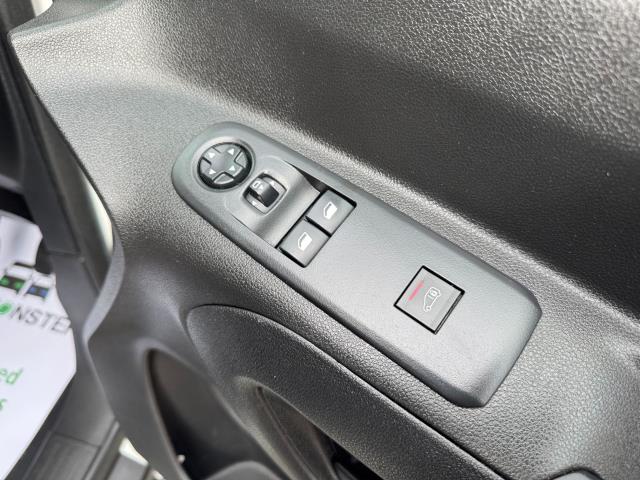 2021 Peugeot Partner 1000 1.5 Bluehdi 100 Professional Van (NY21DZH) Image 19