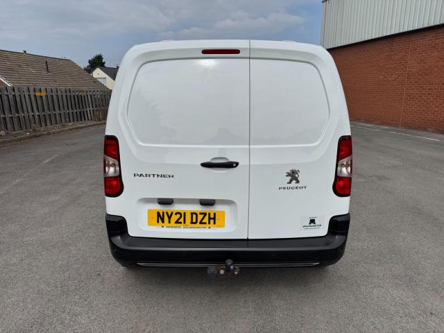 2021 Peugeot Partner 1000 1.5 Bluehdi 100 Professional Van (NY21DZH) Image 8