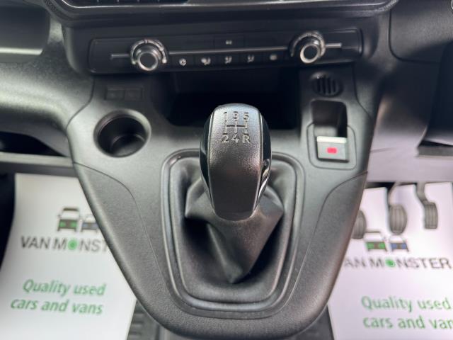 2021 Peugeot Partner 1000 1.5 Bluehdi 100 Professional Van (NY21DZH) Image 26
