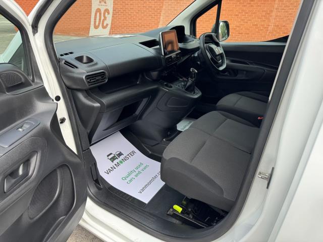 2021 Peugeot Partner 1000 1.5 Bluehdi 100 Professional Van (NY21DZH) Image 28