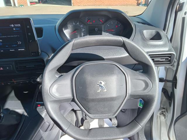 2021 Peugeot Partner 1000 1.5 Bluehdi 100 Professional Van (NY21DZP) Image 25
